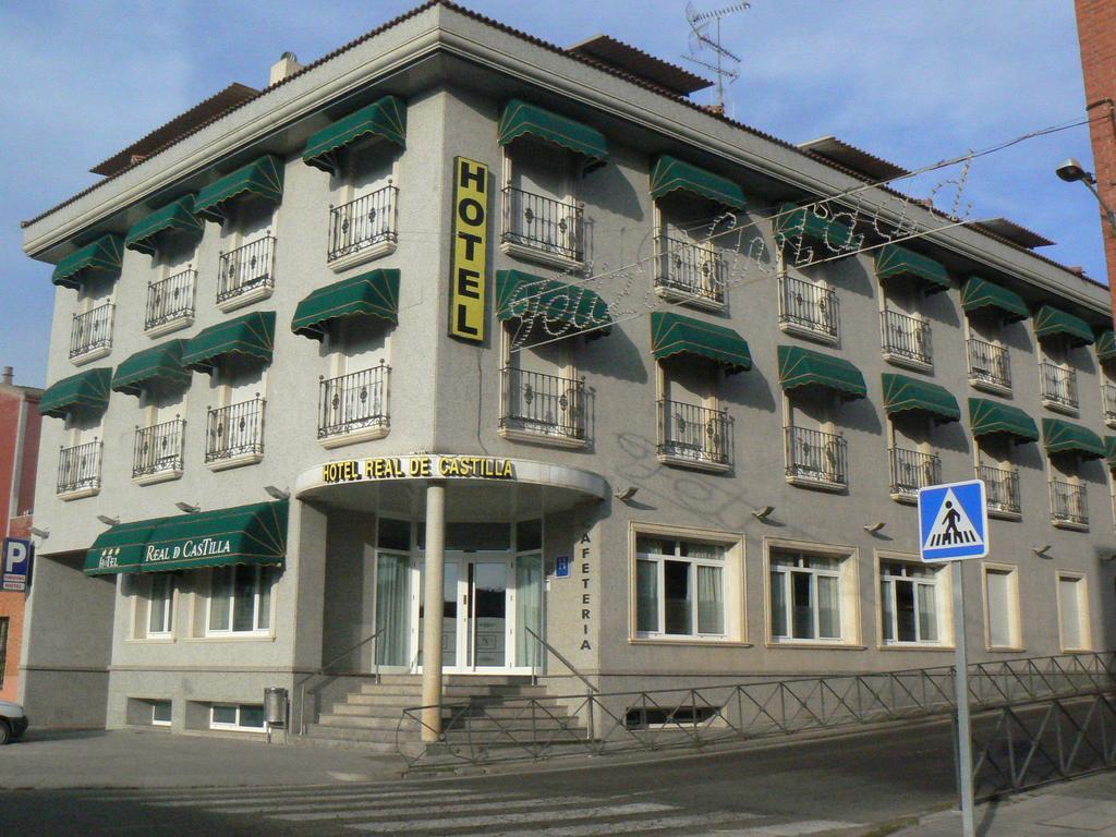 Hotel Real De Castilla Tordesillas Exterior photo